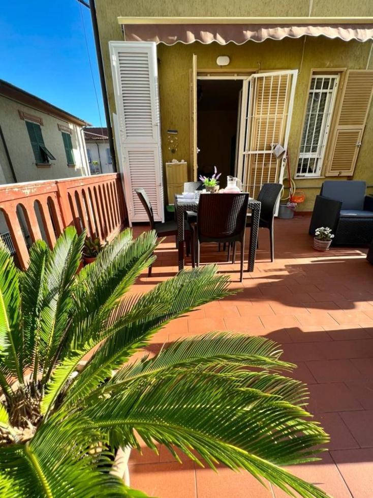 شقة La Casa Di Ele, Parcheggio Privato Gratuito لا سبيتسْيا المظهر الخارجي الصورة