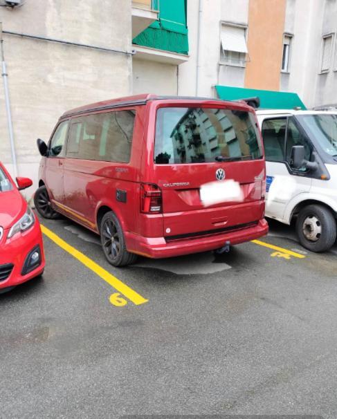 شقة La Casa Di Ele, Parcheggio Privato Gratuito لا سبيتسْيا المظهر الخارجي الصورة