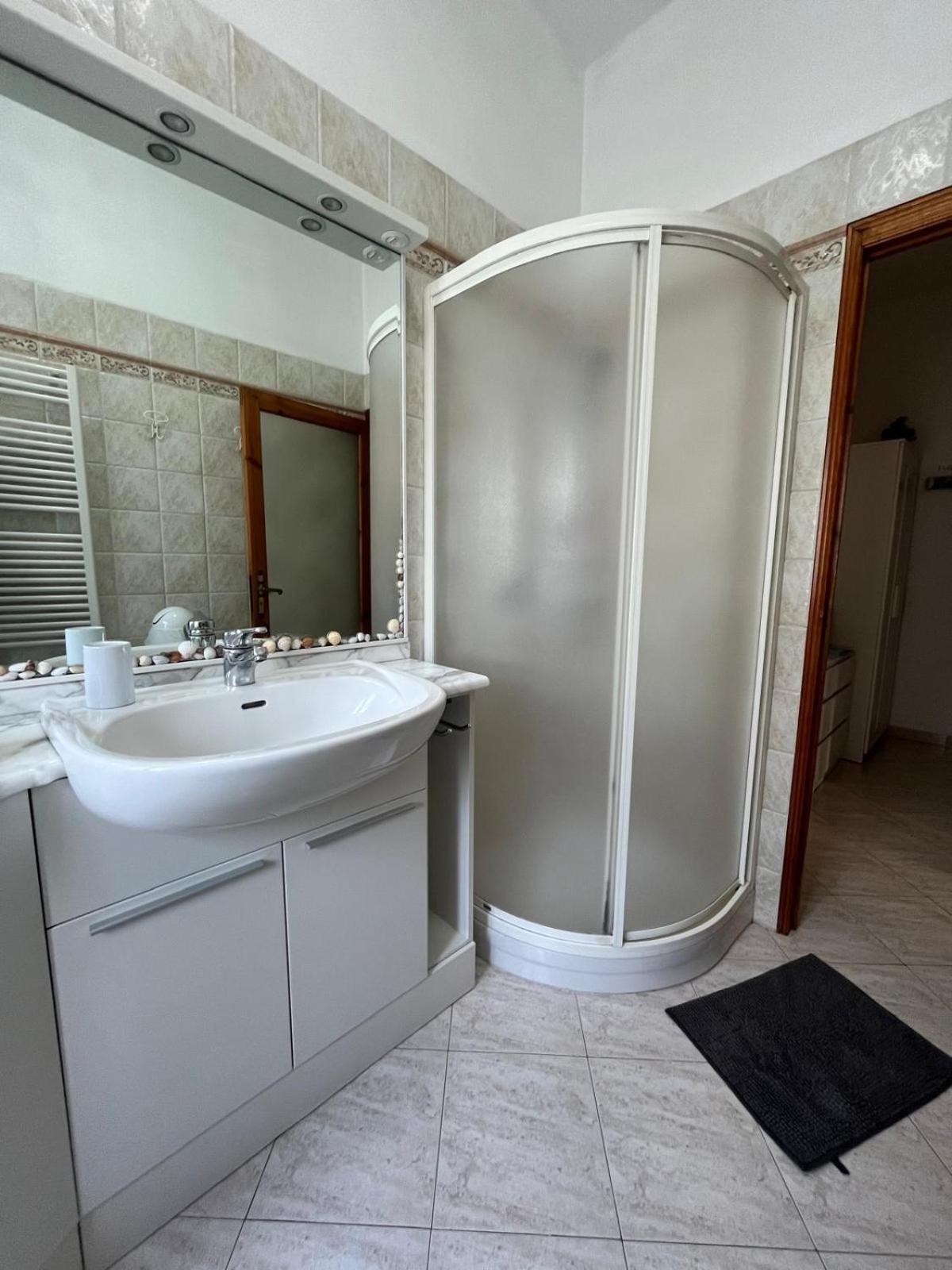 شقة La Casa Di Ele, Parcheggio Privato Gratuito لا سبيتسْيا المظهر الخارجي الصورة